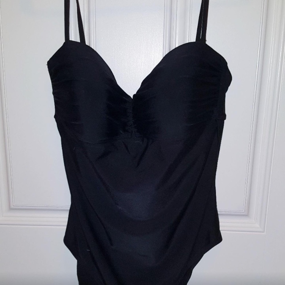 Old Navy one piece swimsuit